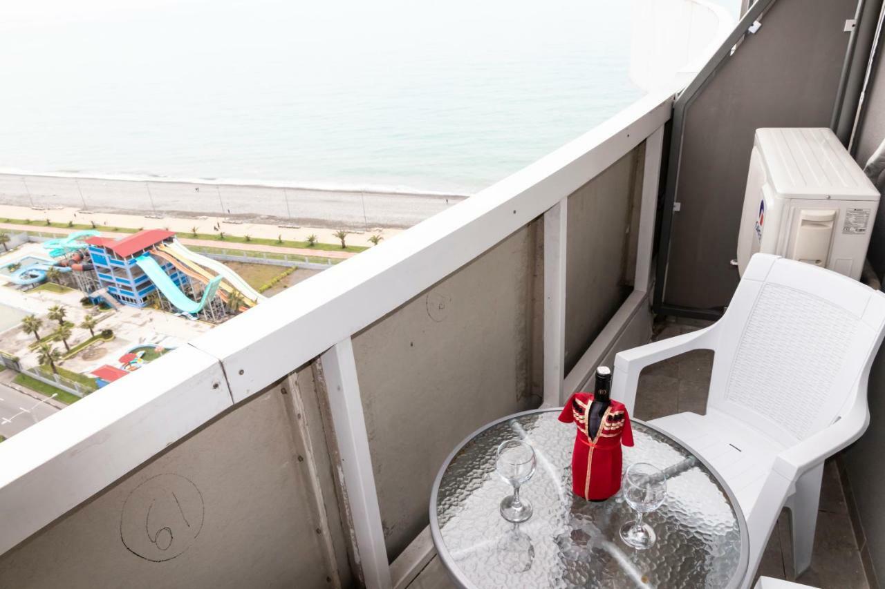 Batumi Orbi Residence Lux Buitenkant foto